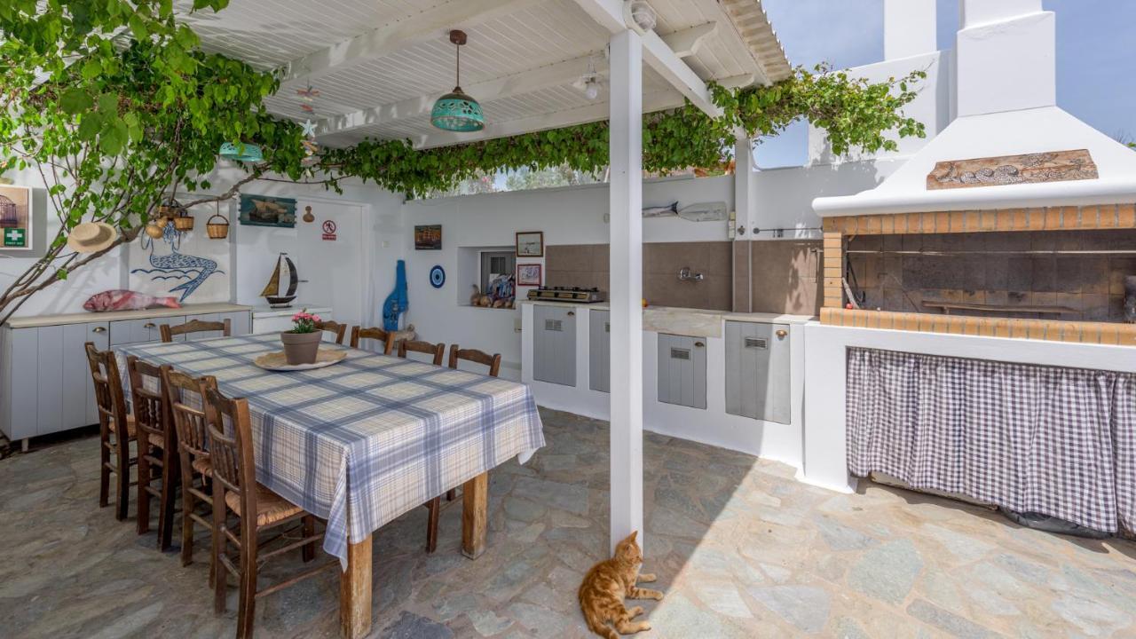 Provatas Giourgas Studios & Apartments المظهر الخارجي الصورة